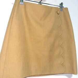 J. Crew Women's Skirt Mini Sz 2 Wool Blend Scalloped Edge Button Carmel Preppy